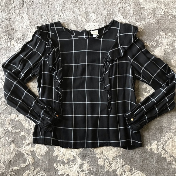 a new day Tops - 🌲a new day top • sz L